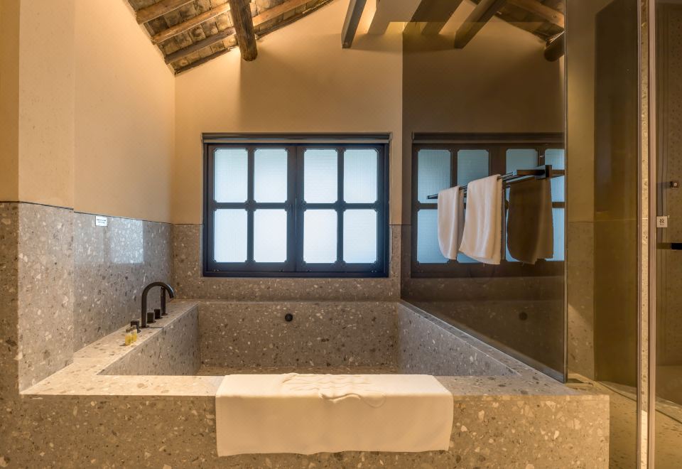 湖心·天望庭院套房