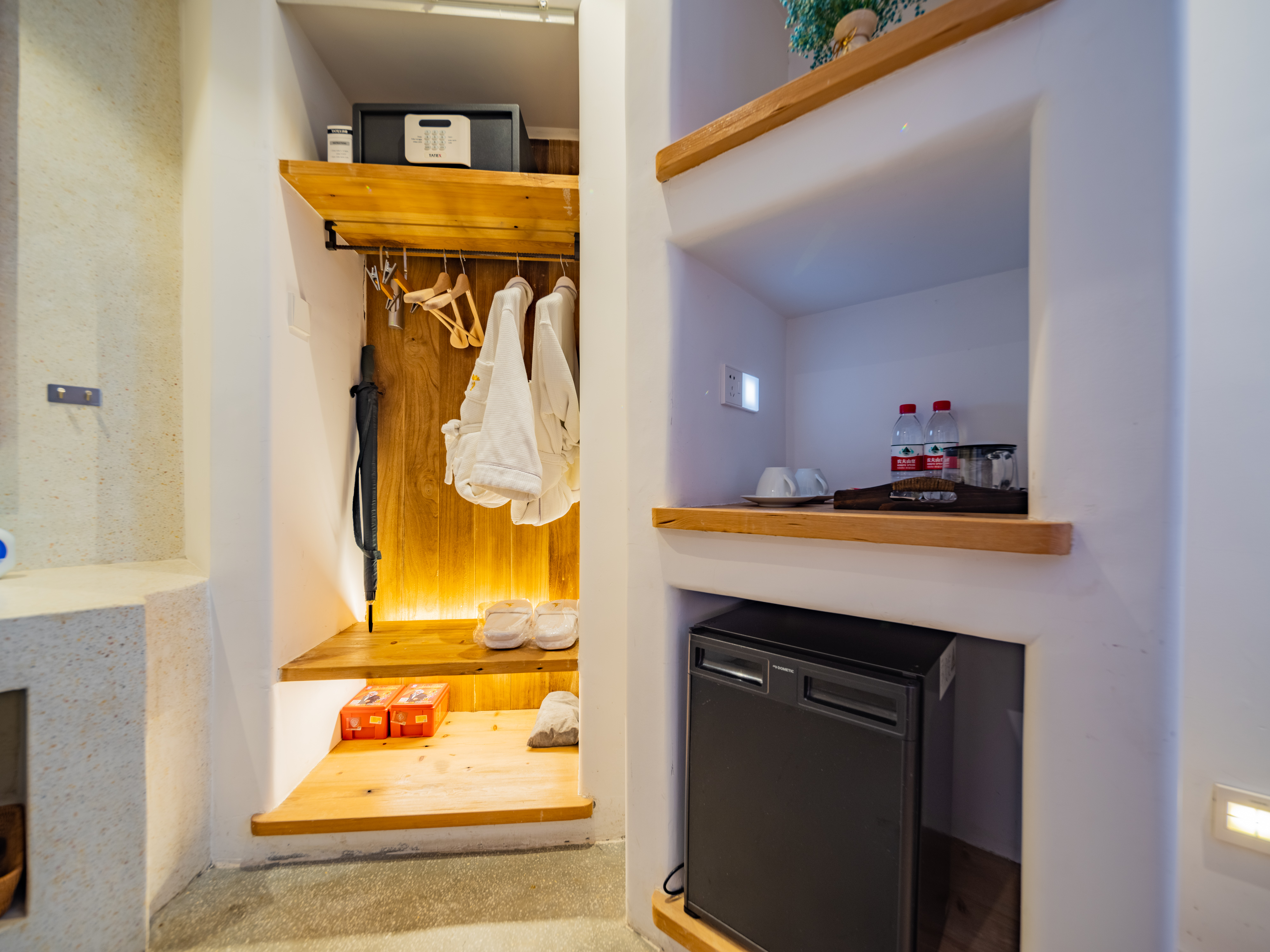 和光同尘?Relax度假大床房【乳胶床垫+休闲座椅】