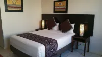 Smugglers Cove Beach Resort & Hotel Hotels in 