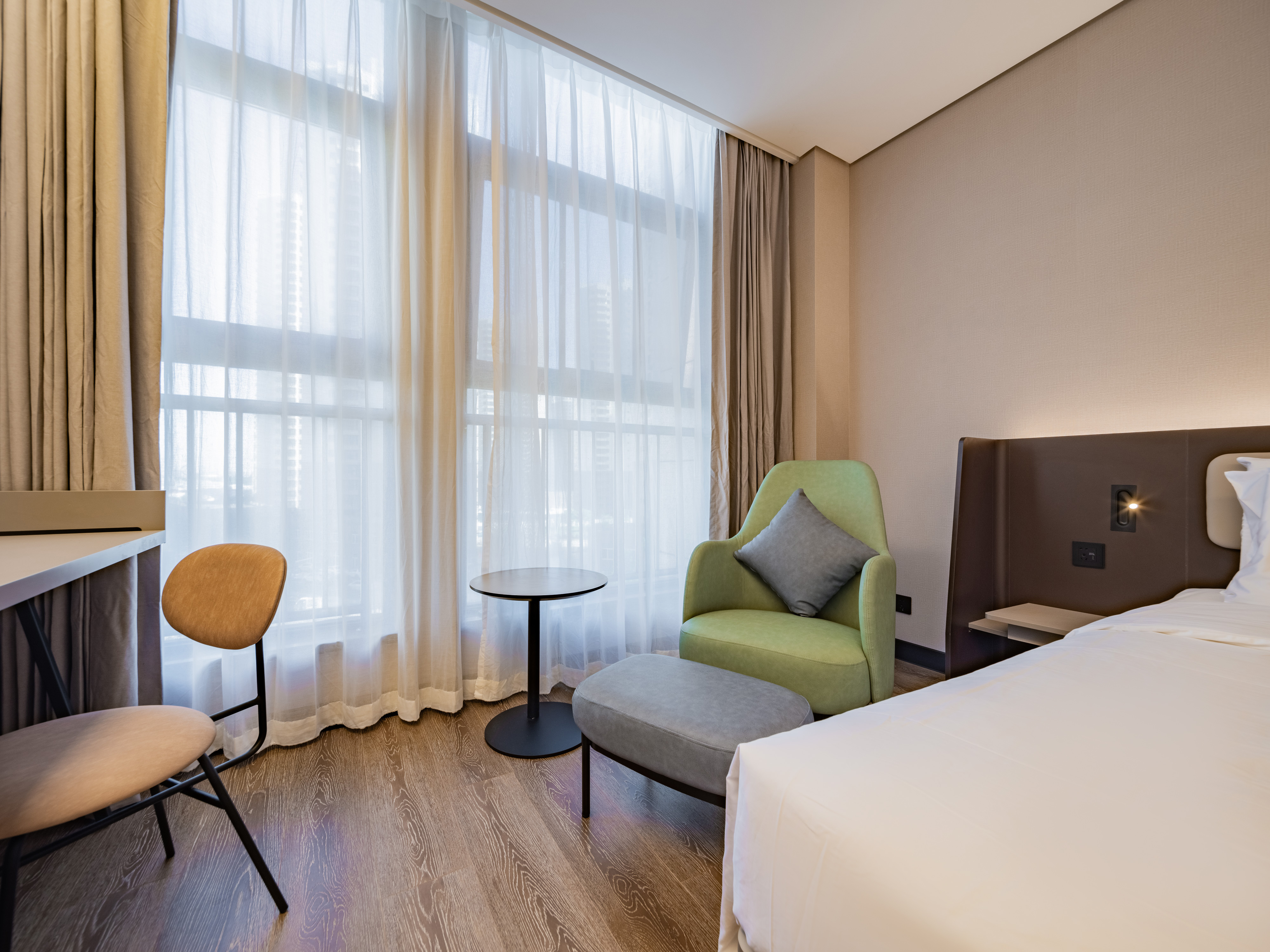 商务大床房【55寸投屏电视+语音客控+独立空调】