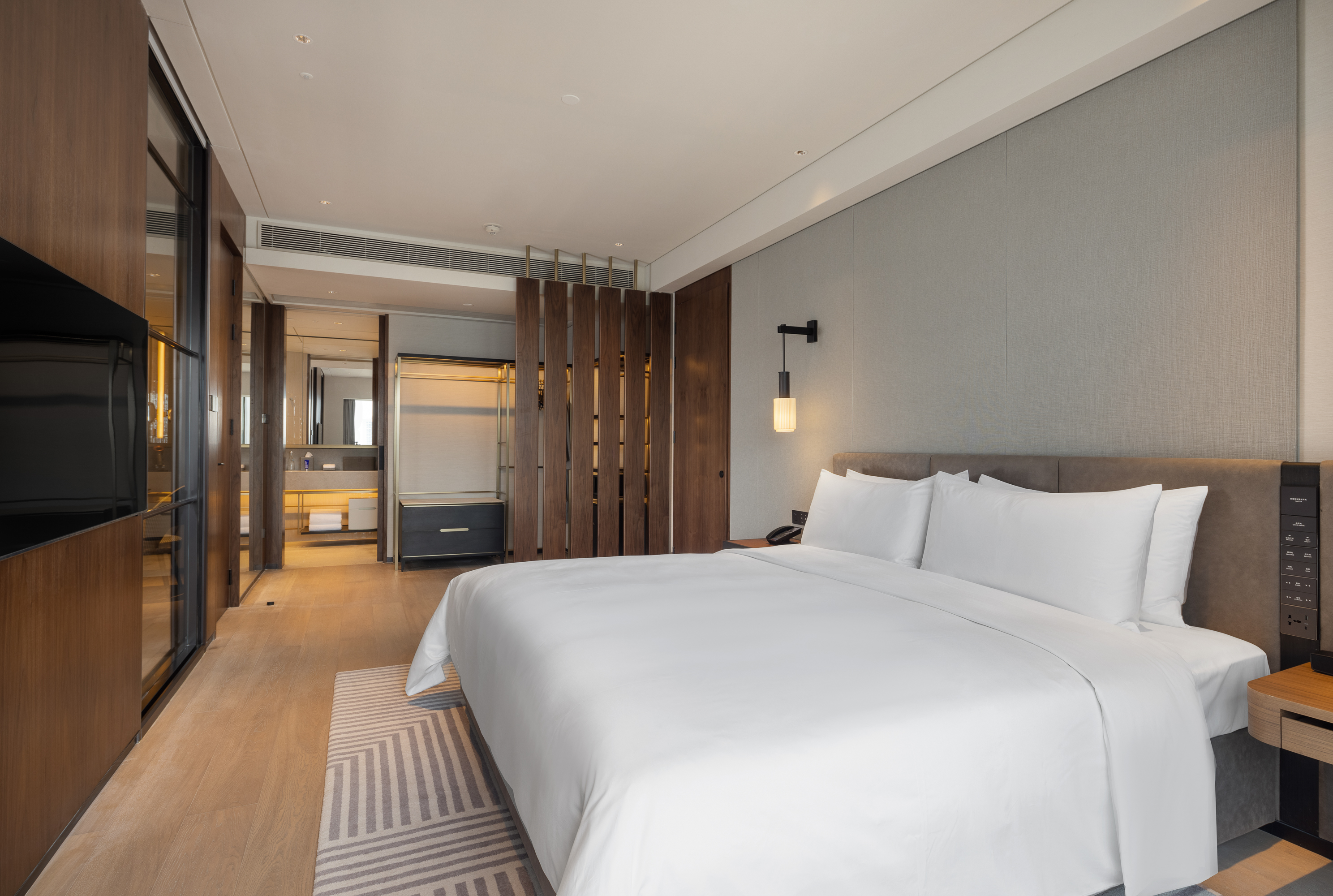 豪華套房（私享戴森吹風機+Coffee機+Minibar）