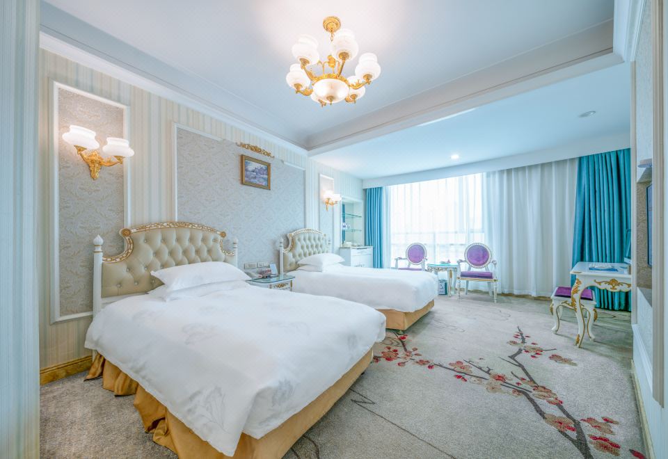 Business Room - City-View (2 beds)