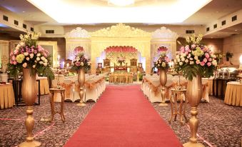 Royal Palm Hotel & Conference Center Cengkareng