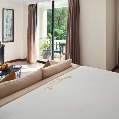 泳池景觀皇家雙人床套房(帶陽台) 宮門度假酒店優惠