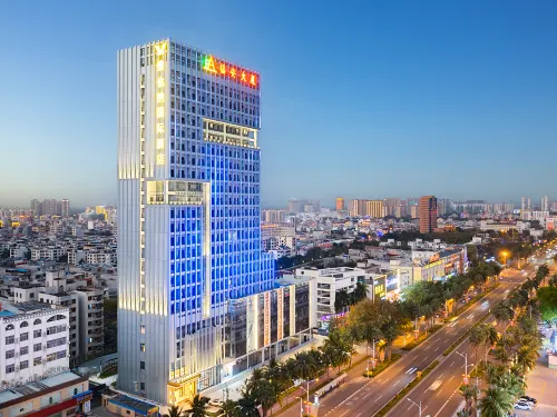 Vienna International Hotel (Fu'an Building Store, Danzhou)