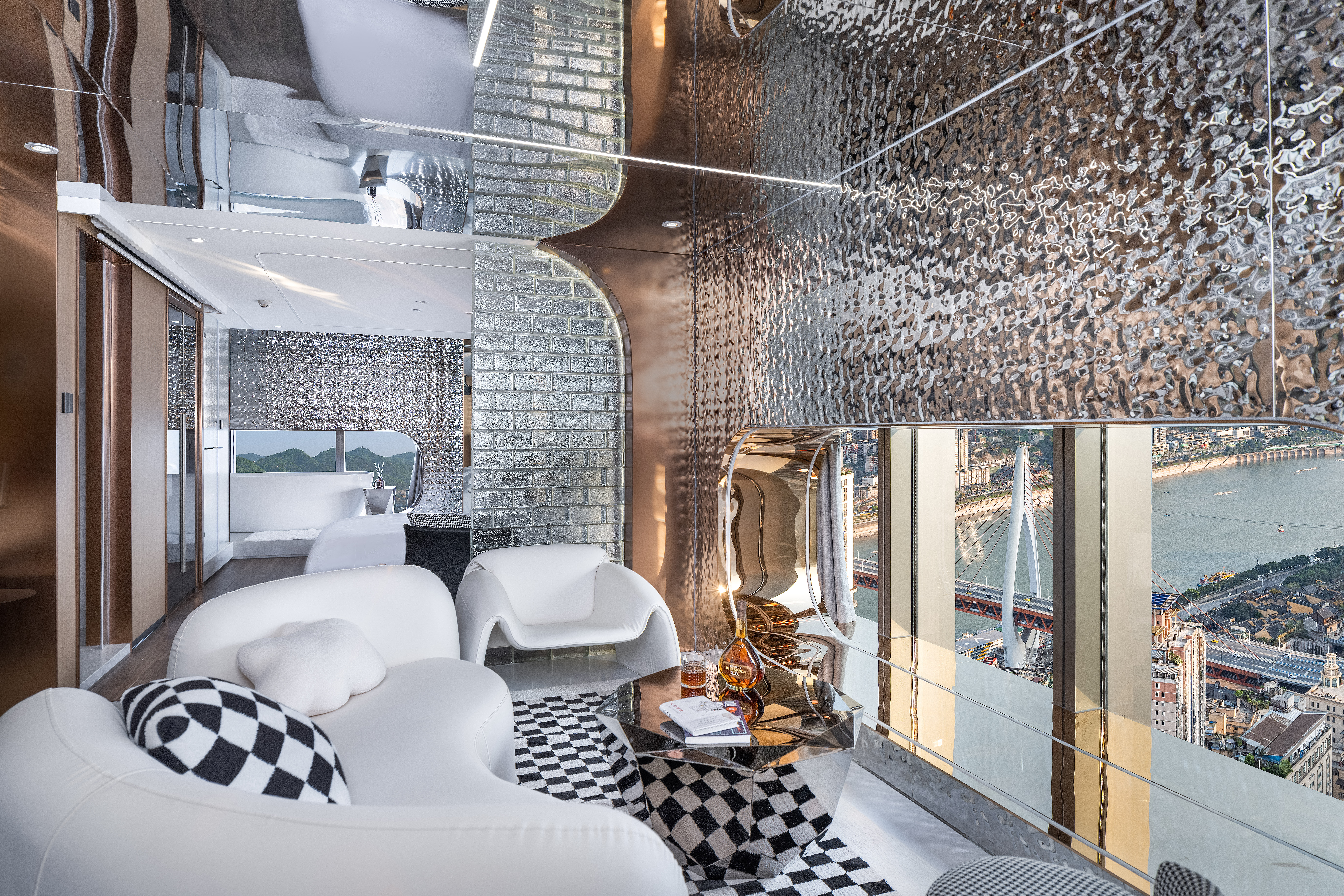 太空舱.270度江景套房