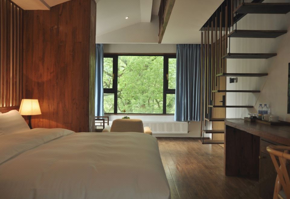 观山·云上-山景大床房|浴缸·全屋暖气·智能家居