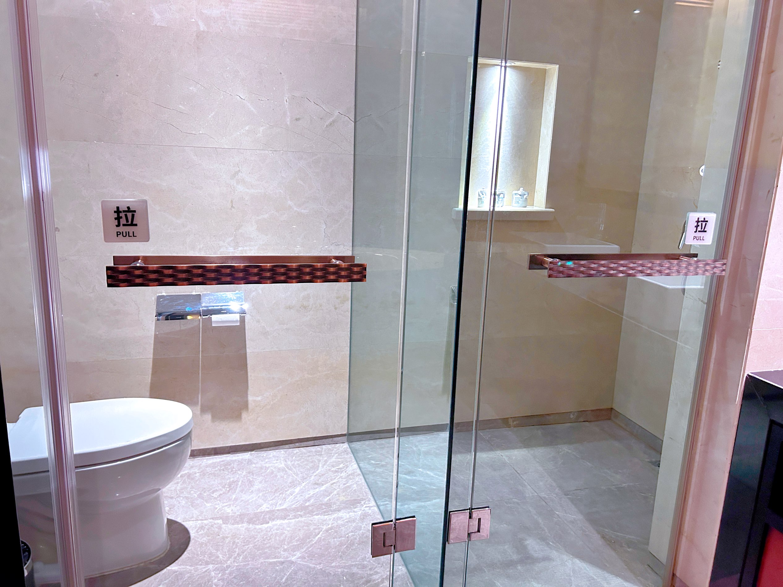 畅享·影院三卧一厅泳池别墅