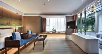 GUILIN CENTRAL PALACE HOTEL
