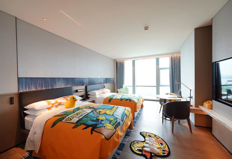 盼酷小黄鸭亲子房