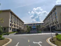Luoping Oriental Garden Hotel