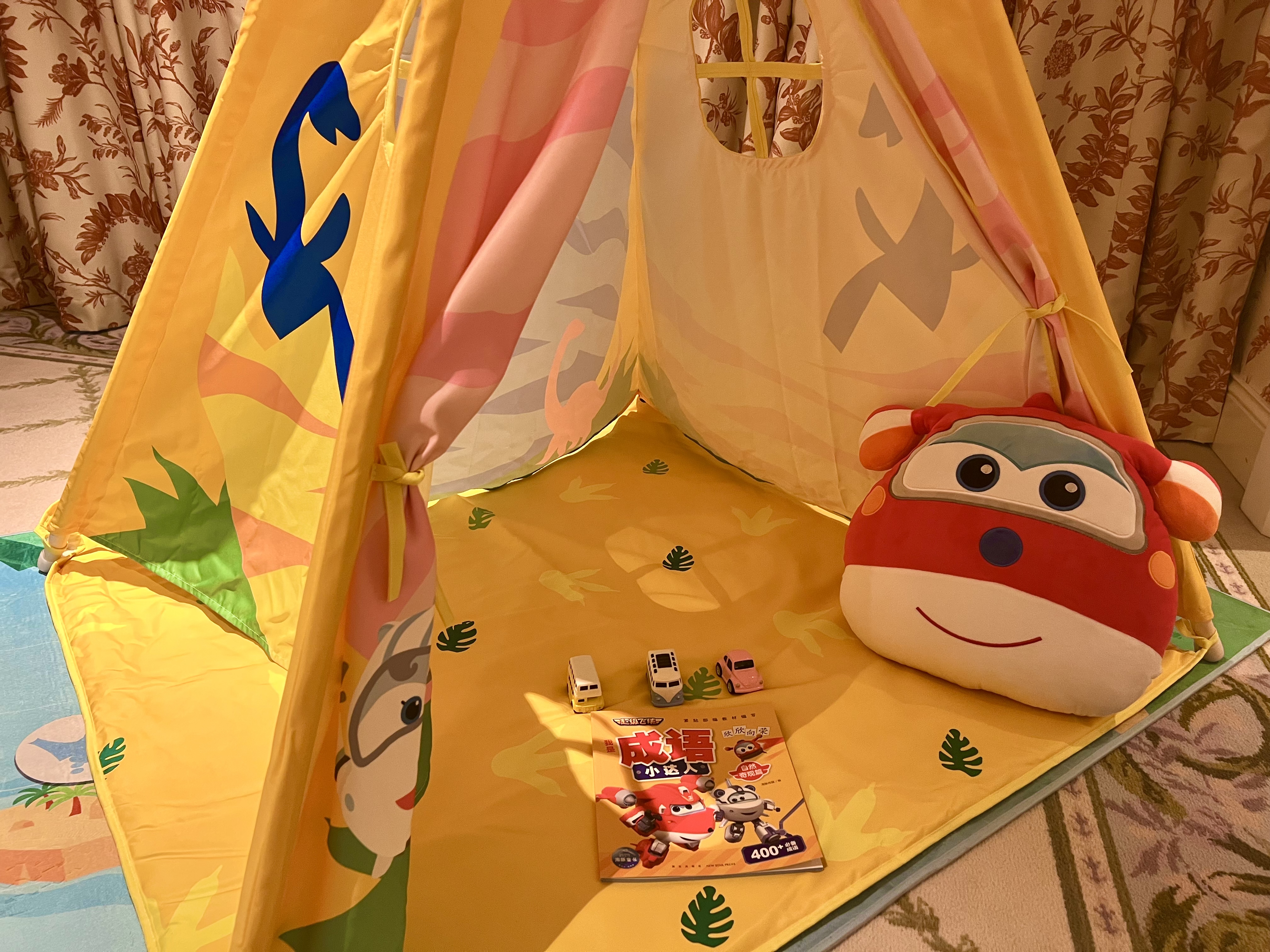 酷芽超級飛俠主題大床房