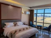 Rutog Shunyi Grand Hotel
