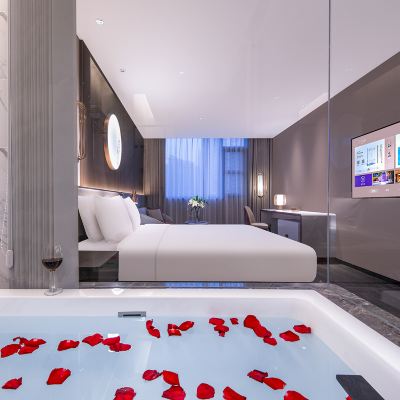 商務大床房-帶浴缸 桔子水晶北京麗澤商務區天壇醫院飯店優惠