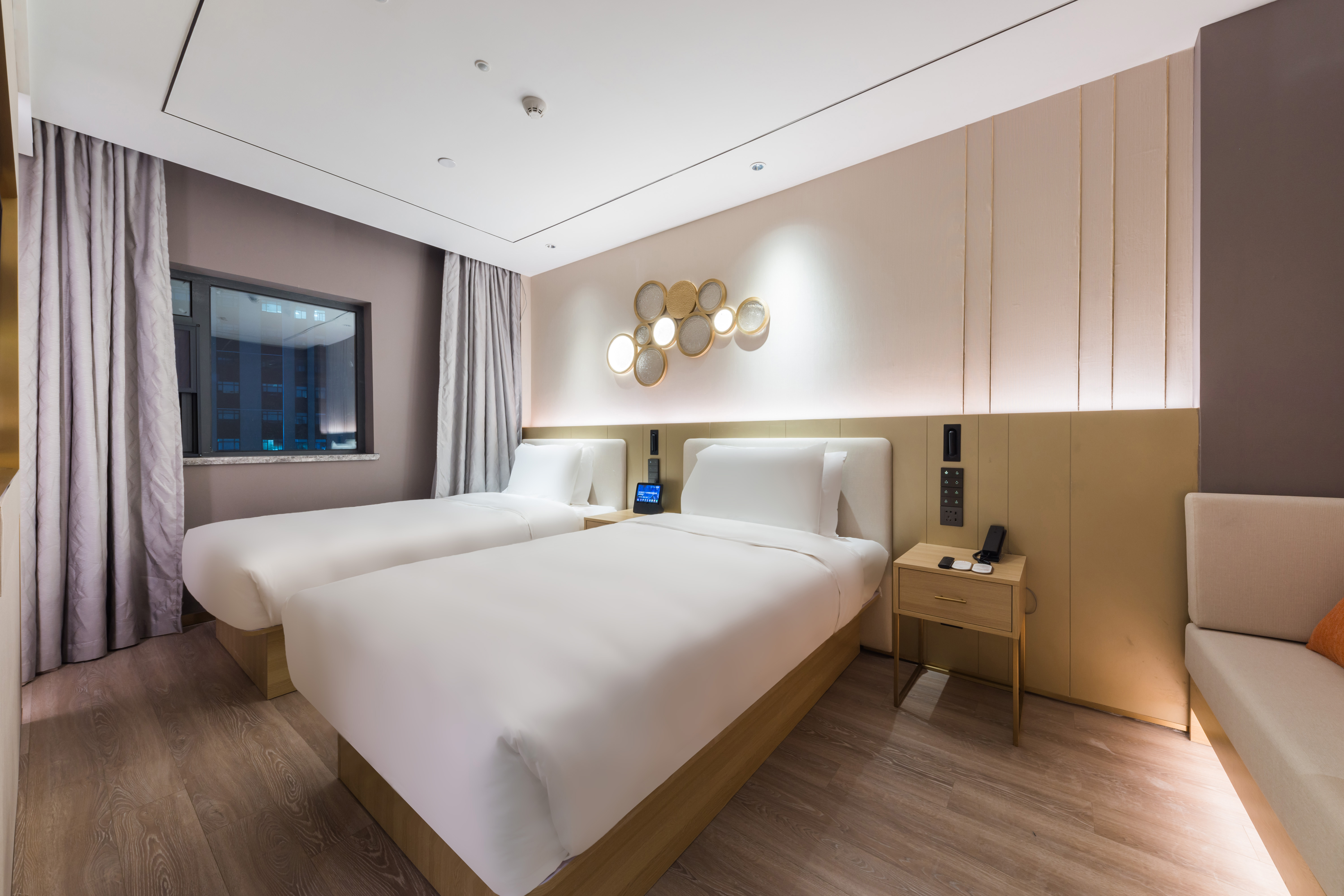 月若流金高级双床房（全屋智能+手机投屏）