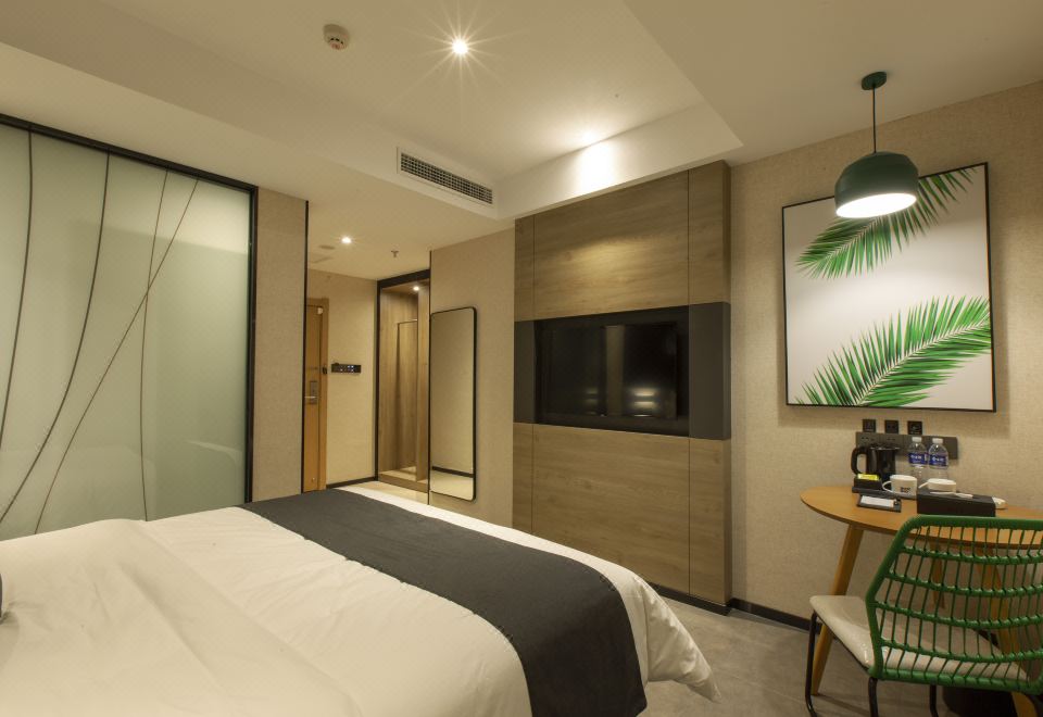 特惠大床房-智能客控