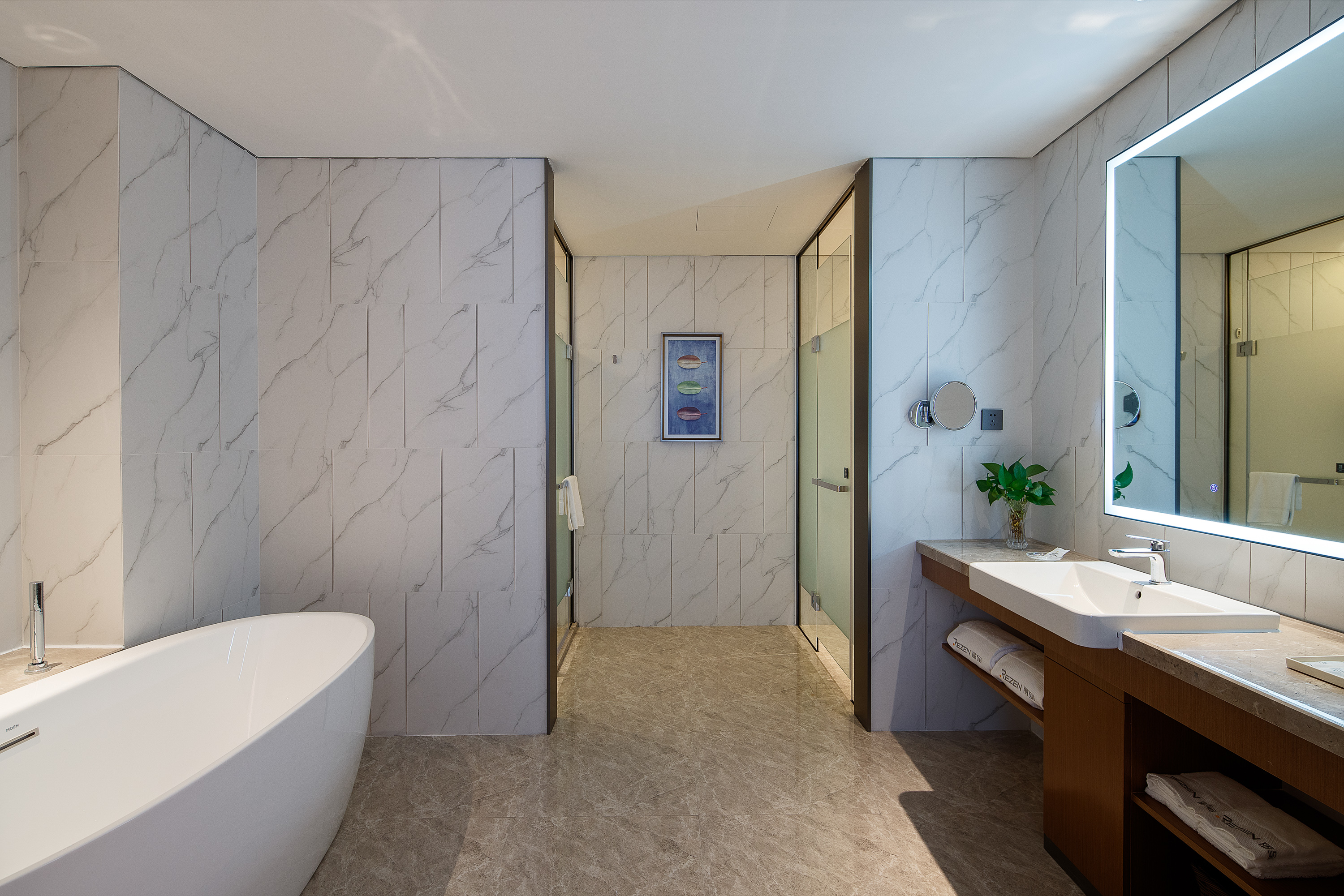 商务套房（智能语音客控）