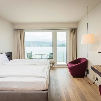 Standard Double Room With Lake View And Balcony
