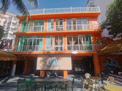 Mojue Youth Hostel (Dadonghai) Ξενοδοχεία στην πόλη 