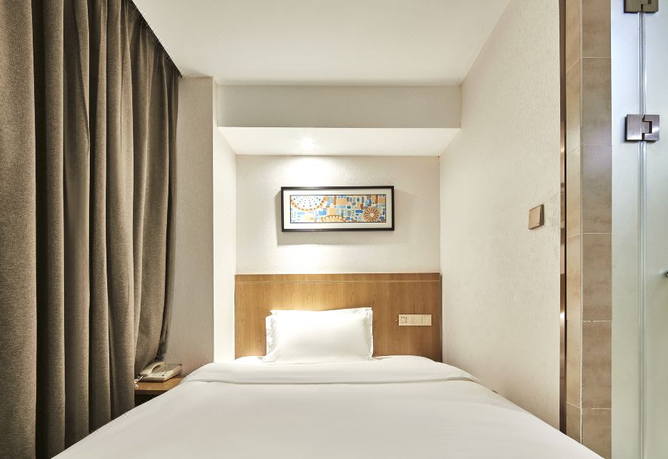 Insail Hotels Dongshankou Subway Station GuangzhouCozy 1-bed Room