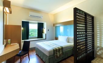 Microtel by Wyndham South Forbes Near Nuvali