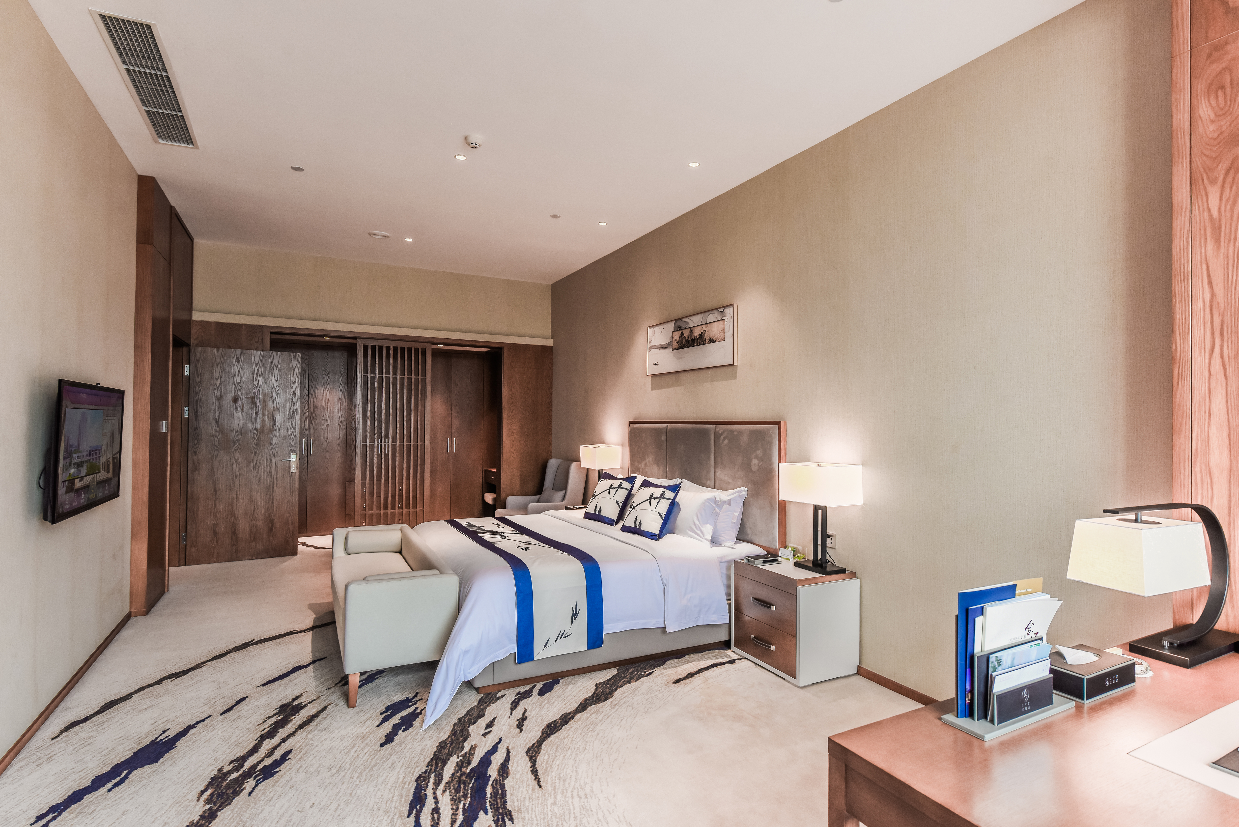 江语尊享套房A【超大会客厅+私享浴缸】