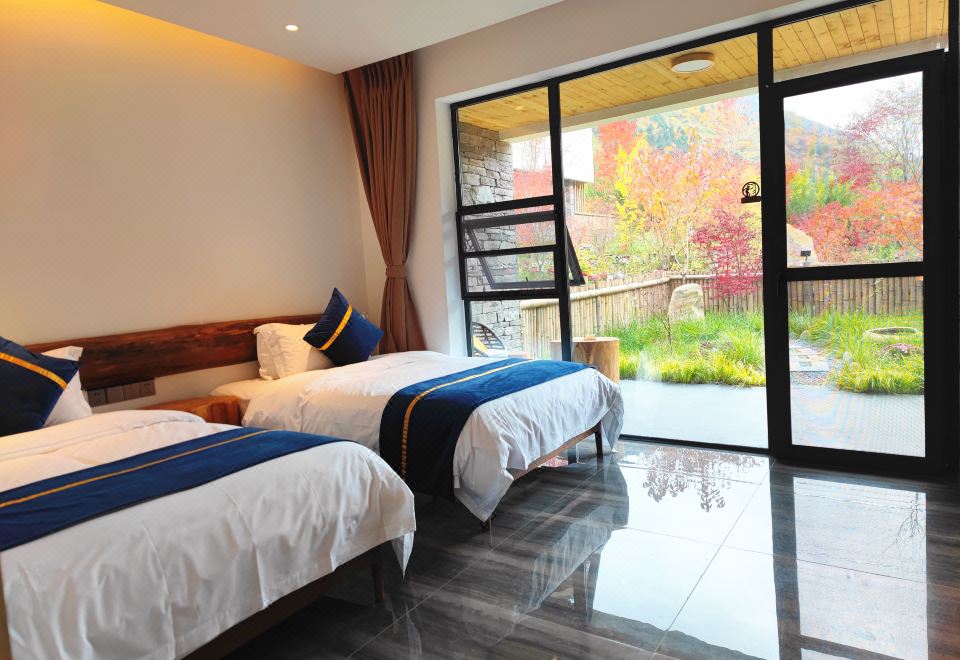 望山花園雙床房