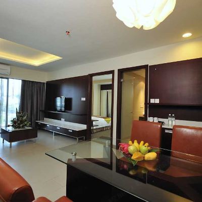 Apartmen Dua Bilik Tidur Kupon Ming Garden Hotel and Residences
