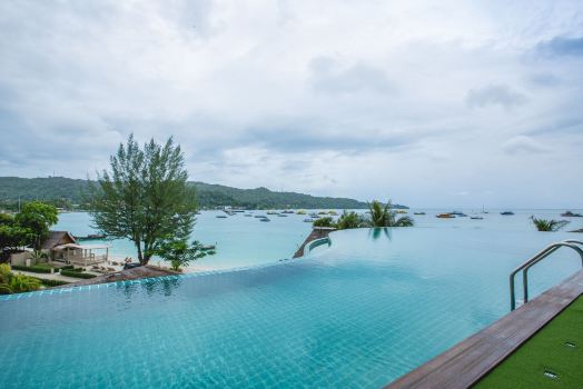 Phi Phi Cliff Beach Resort