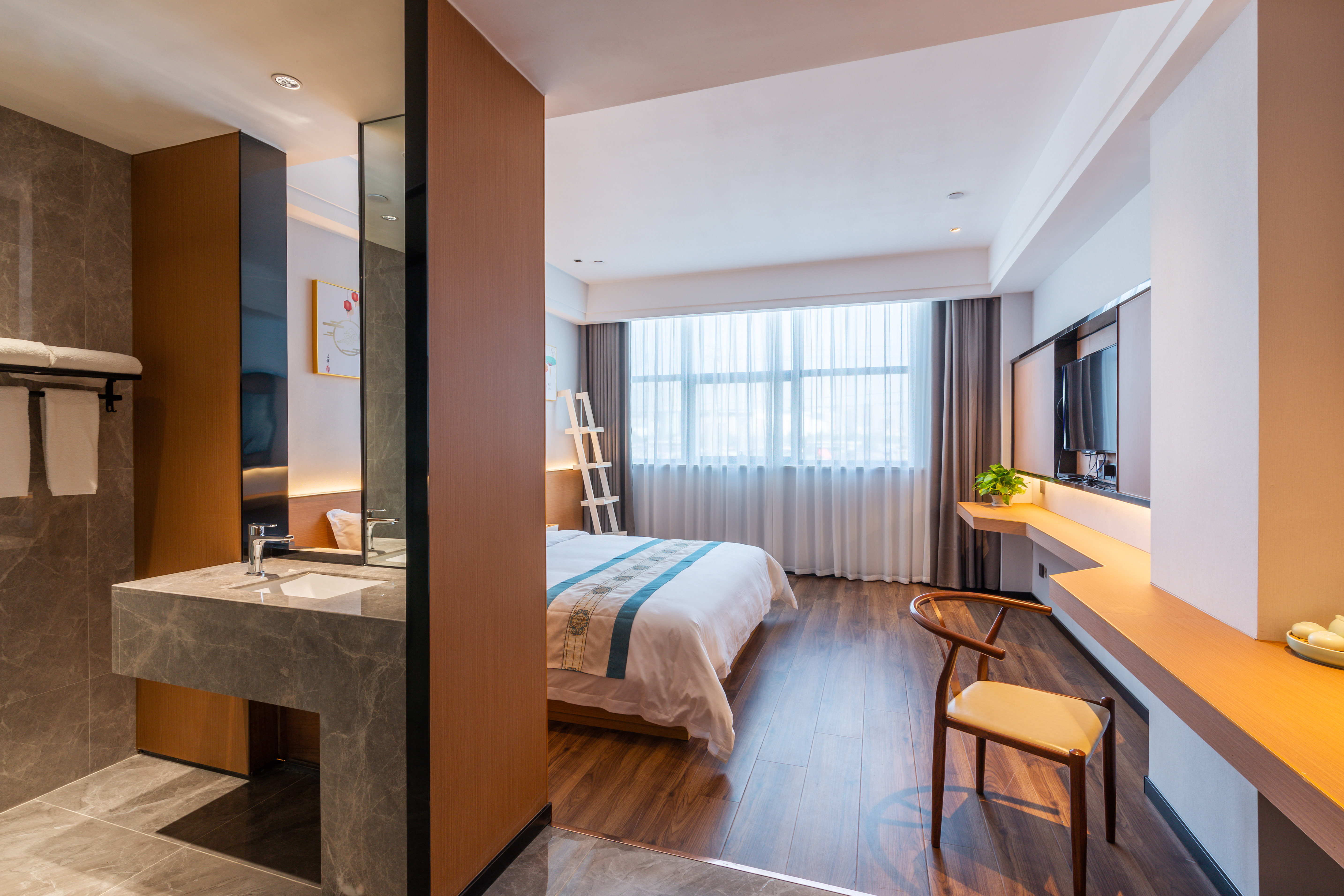 豪華大床房「舒適辦公+智能客控」