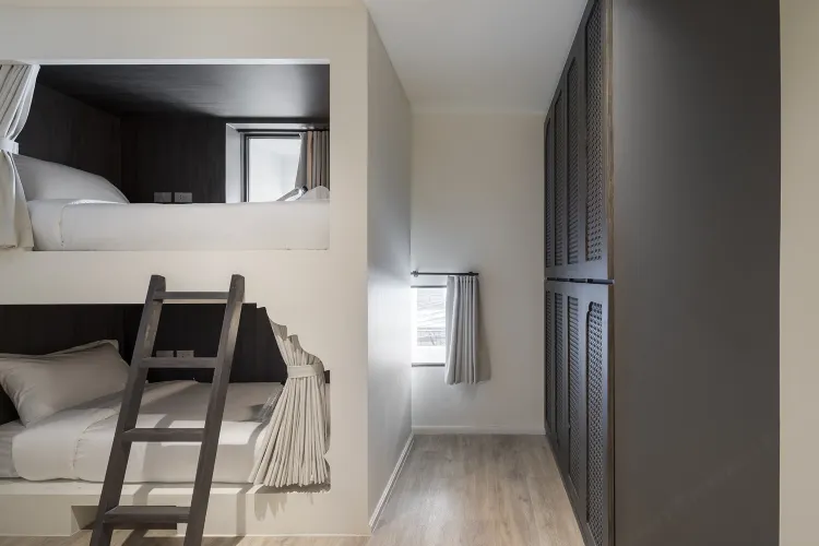 ห้องหอพักมาตรฐาน （ห้องน้ำรวม）