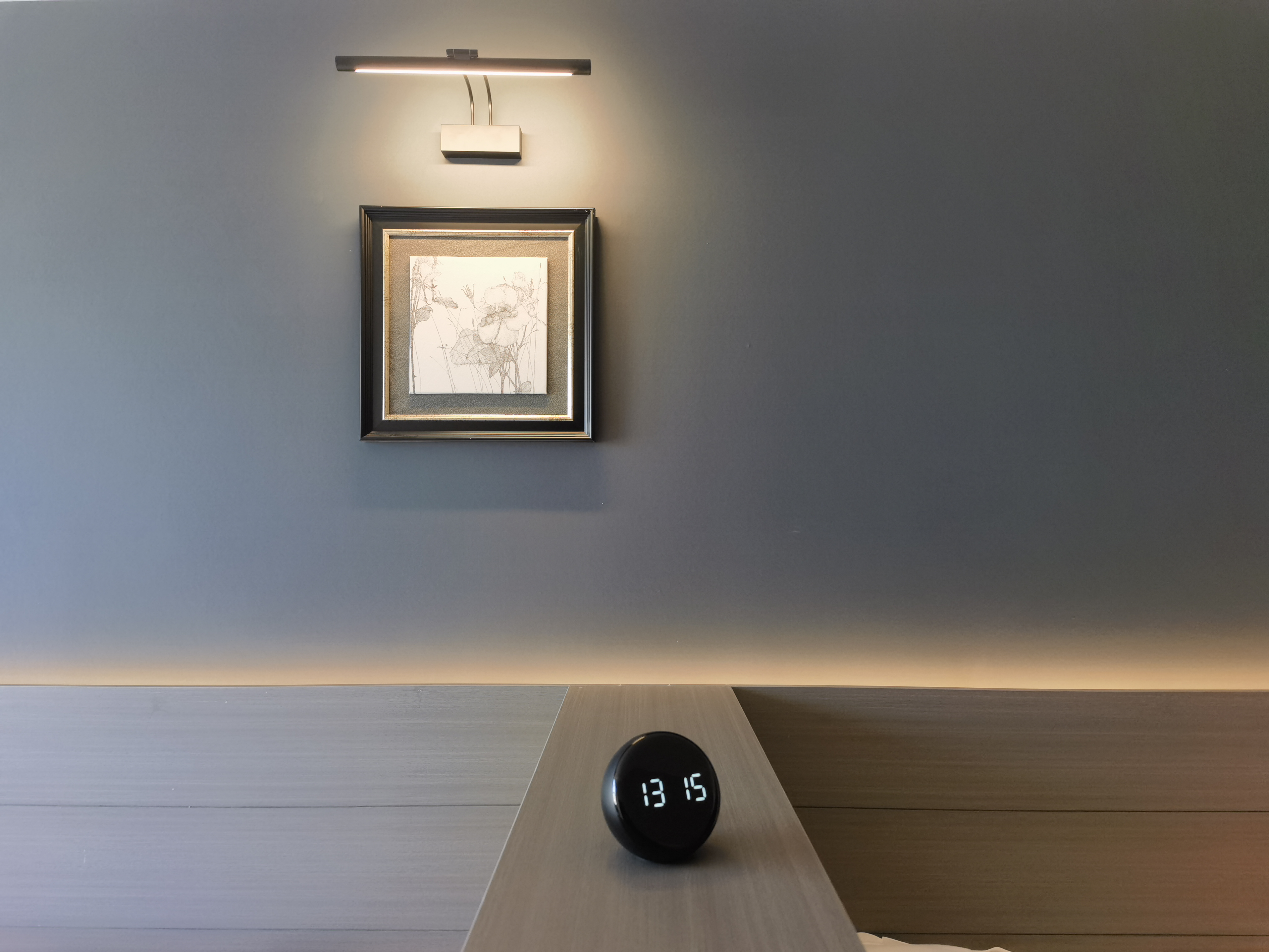 西子云端·城心静谧双床房（高清投屏电视+零压床垫+乳胶枕头+小型盆景）