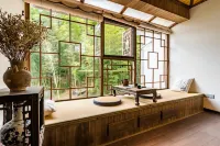 Floral Lux Hotel · Taining Jingjing Tea Culture Resort Hotel