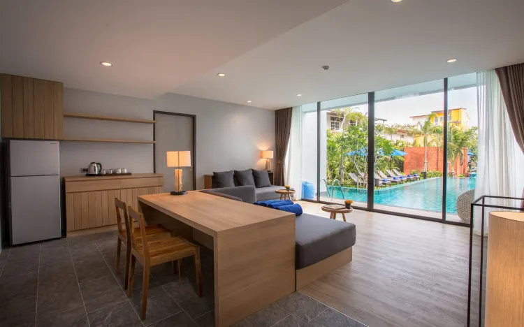 Two Bedrooms Suite with Pool Access