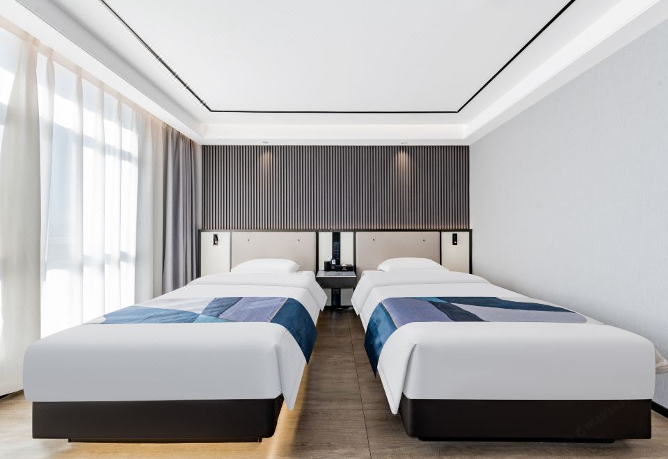 Xizi Light Luxury Hotel (Urad Qianqi Government Store)Apartment Standard Room