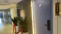 Yinchuan Jingshang Lanxuan Hotel (Lanshan Park Yuecaicheng) Hotele w: 