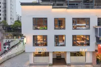 Wind Whisper・Designer Resort Inn のホテル
