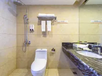 SUPER 8 HOTEL PREMIER Hotels in Huize