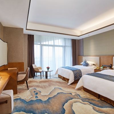 城景浴缸雙床房（180°城市景觀+辦公桌椅+電動窗簾） 金慶盛金鑽飯店（萬象城南寧火車東站店）優惠