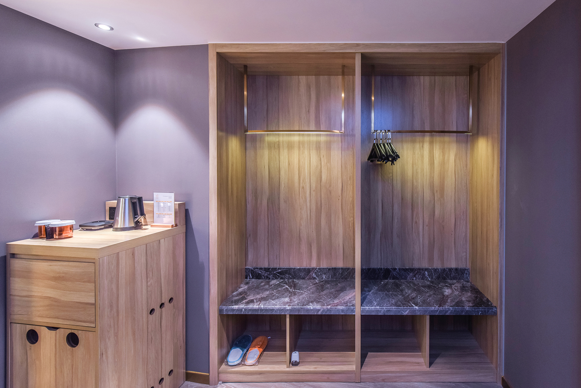 标准大床房（智能客控+电视投屏+雨淋顶喷）