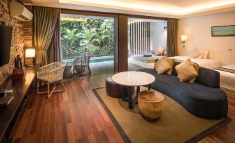 Suites by Watermark Hotel and Spa