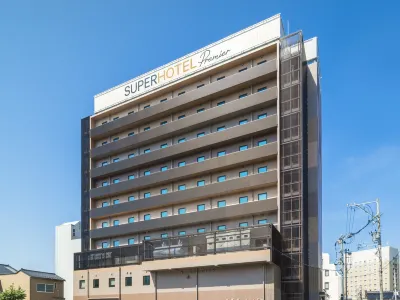 Super Hotel Premier Kanazawaeki Higashiguchi Hotel di 