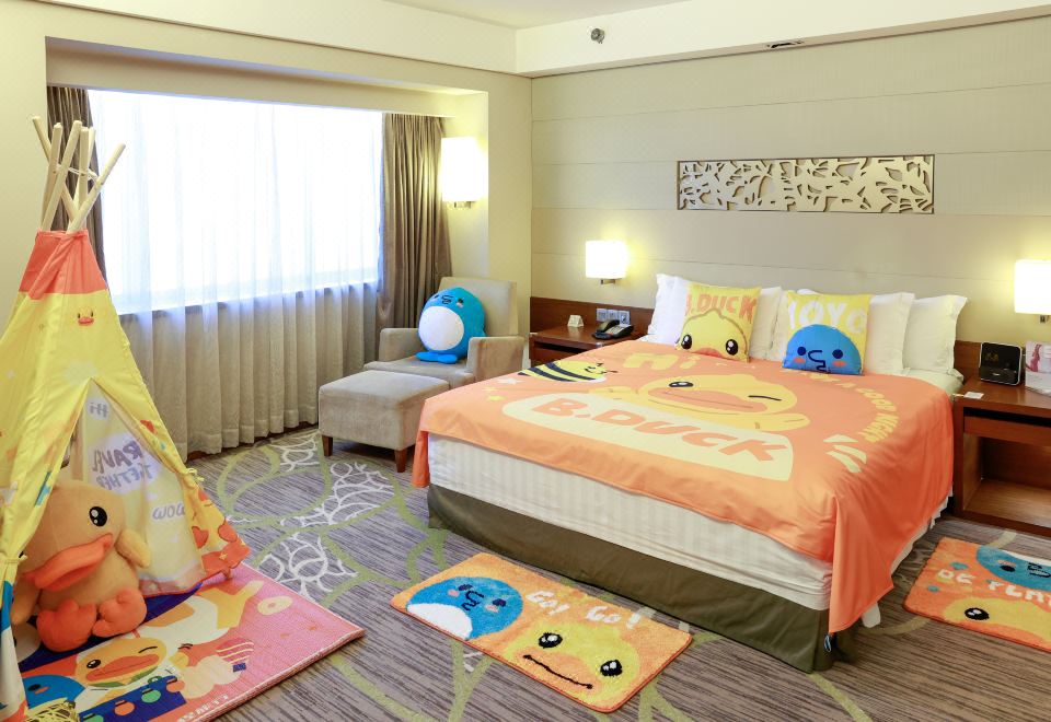 B.DUCK 小黃鴨主題親子房