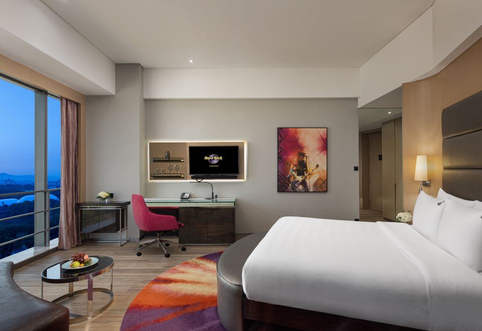 豪华大床房（超大圆形浴缸）