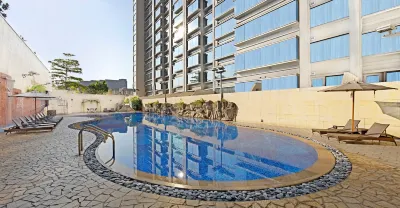 Harbour Plaza 8 Degrees Hotele w: 