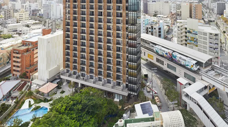 ホテル ストレータ 那覇 外観