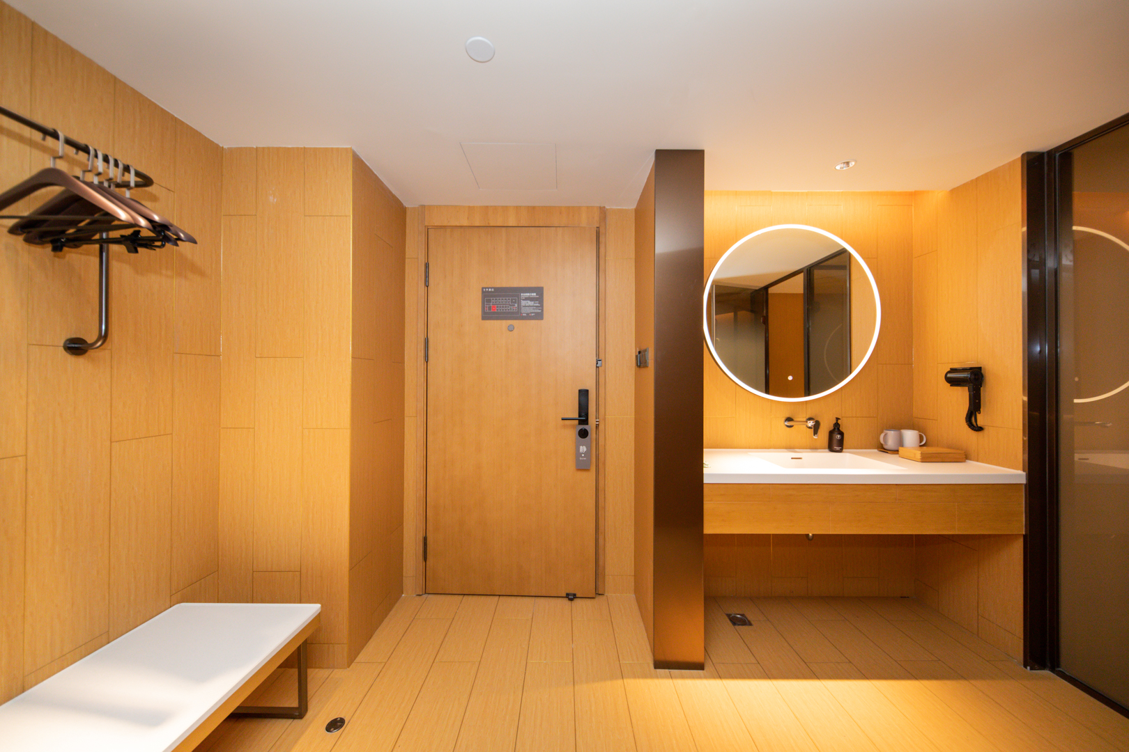 家庭房【加湿器｜护脊床垫】