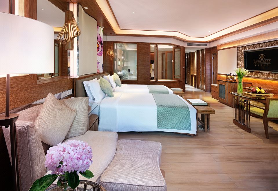 Regal Palace Hot Spring Hotel GuangzhouGrand Hot Spring Twin Room With Private Tub, Certified Spring Water, Balcony, Private Bathtub