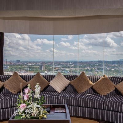 ห้องสวีทสำหรับครอบครัวพร้อมวิวมหาสมุทร รหัสโปรโมชั่น ดี วารี จอมเทียนบีช (SHA Extra Plus)