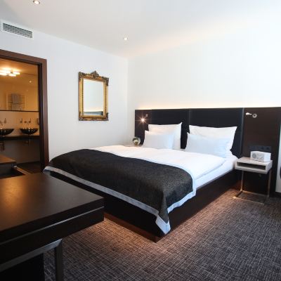 Suite Schiller 5 Hotel Promo Code